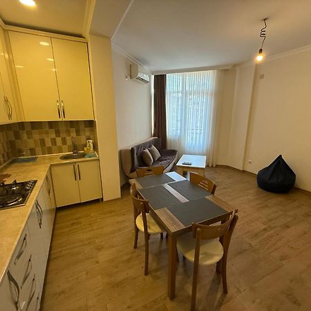 Apartment On Melikishvili 51 Батуми Екстериор снимка